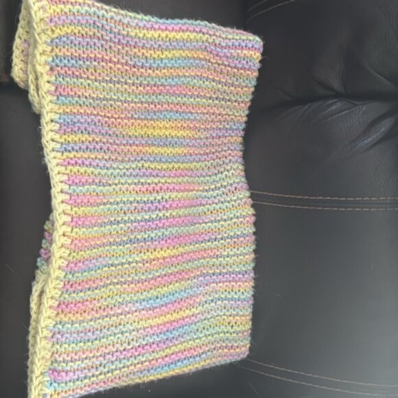Handmade Blanket Throw Crochet Knit Pastel Baby Granny 40”x25” - Picture 3 of 7